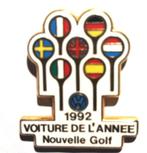 Volkswagen- Golf Voiture de l'annee 1992 pin, Verzamelen, Speldjes, Pins en Buttons, Nieuw, Transport, Speldje of Pin, Verzenden