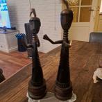 2 Afrikaanse Sculpuren van Hout 25 en 26 cm groot, Antiek en Kunst, Ophalen of Verzenden