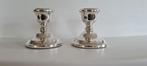 2 Antieke Engelse Zilveren Kandelaren hoogte 7 cm., Ophalen of Verzenden, Zilver