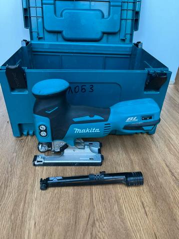 Makita DJV181 Decoupeerzaag Nieuwstaat beschikbaar voor biedingen