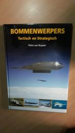 Bommenwerpers - Tactisch en Strategisch boek, Verzamelen, Luchtvaart en Vliegtuigspotten, Boek of Tijdschrift, Ophalen of Verzenden