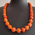 Dikke bloedkoraal met 40  18 karaat gouden kralen van 4 mm, Sieraden, Tassen en Uiterlijk, Antieke sieraden, Verzenden, Goud, Ketting