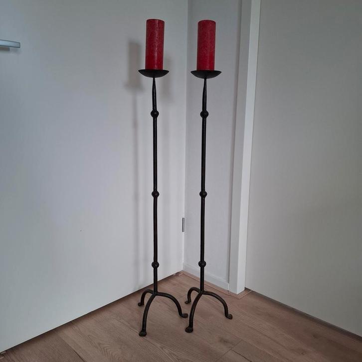 Mooie rustieke hoge kandelaars, Huis en Inrichting, Woonaccessoires | Kandelaars en Kaarsen, 75 cm of meer, Metaal, Ophalen