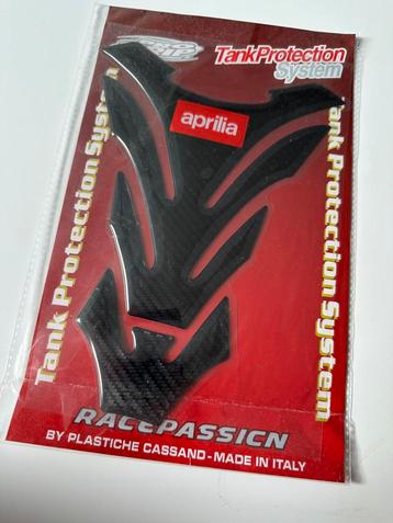 Aprilia Tankprotection beschikbaar voor biedingen