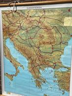 Oude schoolkaart Balkan, ca. 1975, Boeken, Atlassen en Landkaarten, 1800 tot 2000, Europa Overig, Ophalen of Verzenden, Landkaart