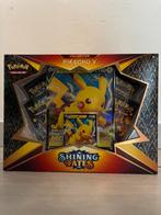 Pikachu V Collection Shining Fates, Ophalen of Verzenden, Nieuw, Overige typen, Foil