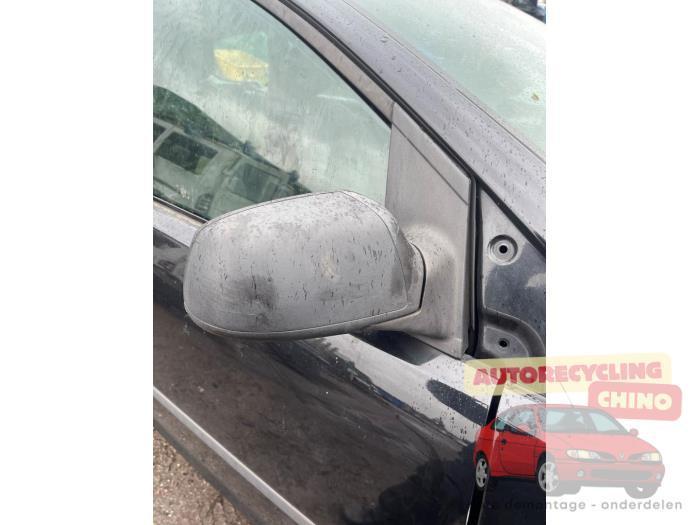 Buitenspiegel rechts van een Ford Focus, Auto-onderdelen, Spiegels, Ford, Gebruikt, 3 maanden garantie, Ophalen