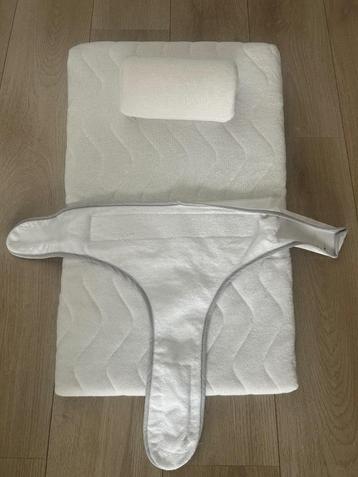 Babyjem Reflux Kussen Wit (Baby Dump) beschikbaar voor biedingen