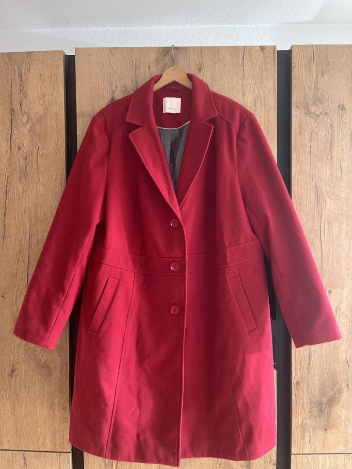 NIEUW Belloya mantel jas maat 50 helderrood klassiek 3 knoop, Kleding | Dames, Grote Maten, Nieuw, Jas of Mantel, Rood, Verzenden