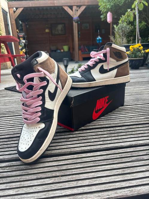 Jordan 1 Dark Mocha - Maat 44, Kleding | Heren, Schoenen, Gedragen, Sneakers of Gympen, Bruin, Ophalen of Verzenden