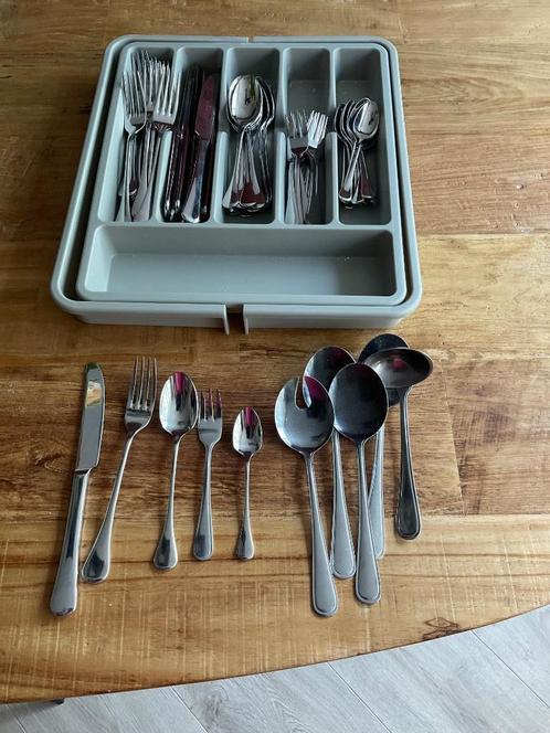 Bestekset royal doulton 18/10, Huis en Inrichting, Keuken | Bestek, Gebruikt, Bestekset, Rvs of Chroom, Ophalen