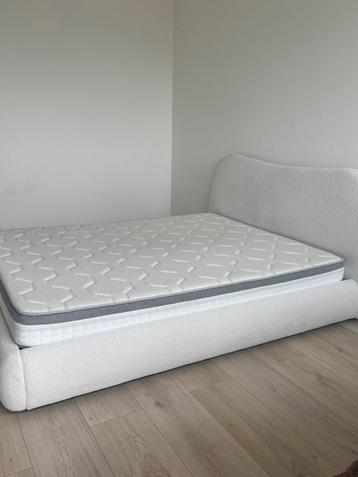 soft white teddy bear fabric beschikbaar voor biedingen