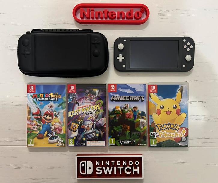 Nintendo Switch Lite grijs incl 4 spellen zgan, Spelcomputers en Games, Spelcomputers | Nintendo Switch Lite, Zo goed als nieuw