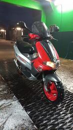 Gilera runner DD 70cc, Fietsen en Brommers, Scooters | Piaggio, Overige modellen, Ophalen of Verzenden, Zo goed als nieuw