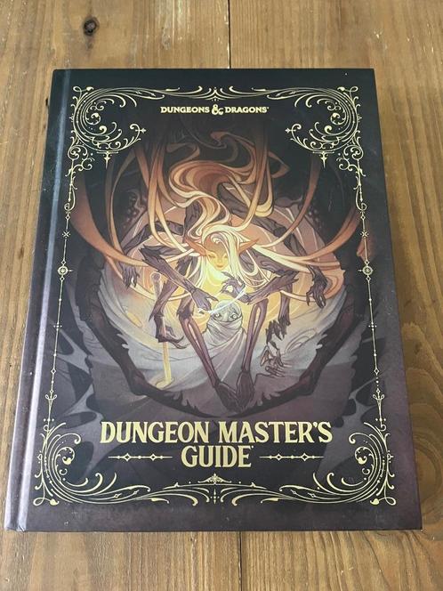 Dungeons & Dragons 5e Dungeon Master Guide 2024 - alt cover, Boeken, Hobby en Vrije tijd, Zo goed als nieuw, Overige onderwerpen