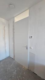 Opdekdeur met glas, Doe-het-zelf en Verbouw, Deuren en Horren, Ophalen