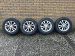 Set winterbanden Nissan Qashqai 215/65/R16, Auto-onderdelen, Banden en Velgen, Ophalen, 16 inch, Banden en Velgen, Winterbanden