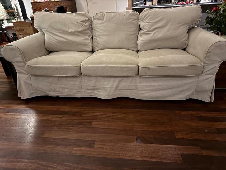 3- zitsbank; model Ektrop ikea; Gratis!!, Huis en Inrichting, Banken | Bankstellen, Gebruikt, Rechte bank, Driepersoons, 200 tot 250 cm