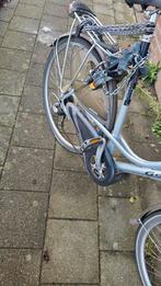 Gazelle fiets - achterband kapot, Ophalen