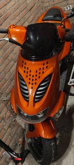 Aprillia sr50 70cc lc minarelli horizontaal, Fietsen en Brommers, Scooters | Aprilia, Maximaal 45 km/u, 70 cc, SR 50, Ophalen of Verzenden