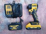 Dewalt DCF870 slagschroevendraaier met accu's en lader, Doe-het-zelf en Verbouw, Ophalen of Verzenden, Zo goed als nieuw, Boor- en Schroefmachine