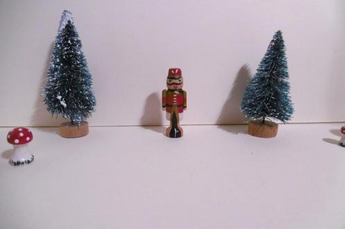 Notenkraker poppenhuis miniatuur kerst notenkrakers pop, Diversen, Kerst, Verzenden