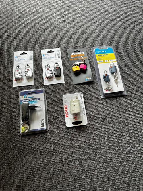 cijfersloten en stekkers, Doe-het-zelf en Verbouw, Hang- en Sluitwerk, Nieuw, Slot, Chroom, Ophalen