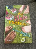 Op blote voeten - Maren Stoffels, Boeken, Ophalen of Verzenden, Zo goed als nieuw, Fictie algemeen