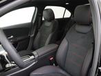 Mercedes-Benz A-klasse 180 Star Edition AMG Line Mercedes-Be, Auto's, 136 pk, Gebruikt, Euro 6, Zwart