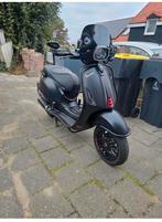Piaggio Vespa sprint 50cc, bouwjaar 2022, Fietsen en Brommers, Scooters | Vespa, Ophalen, Gebruikt, Benzine