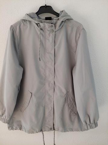 Nieuwe zomerjas+capuchon lang74cm Jean Pascale 46(S) l.grijs beschikbaar voor biedingen