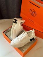 Hermes Sneakers Wit maat 42-43-44-45 beschikbaar, Kleding | Dames, Ophalen of Verzenden, Nieuw, Wit, Sneakers of Gympen