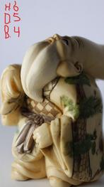 Antieke Japanse Netsuke, Verzenden, Zo goed als nieuw
