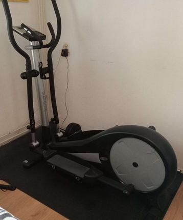 Infiniti ST990 Elliptical Cross Trainer beschikbaar voor biedingen