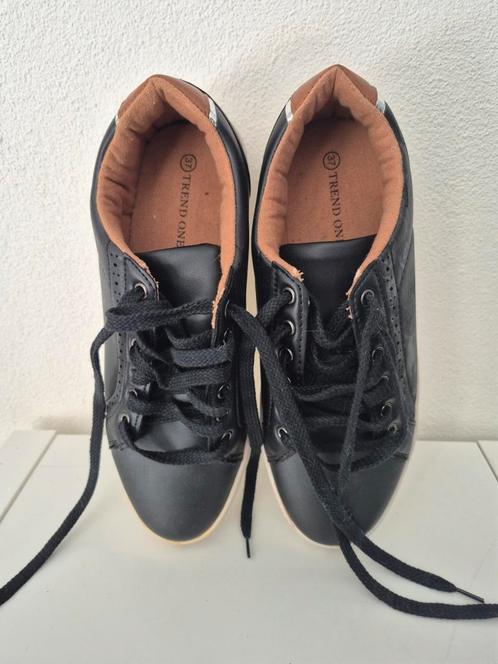 Trend one sneakers mt 37, Kleding | Dames, Schoenen, Zo goed als nieuw, Sneakers of Gympen, Ophalen of Verzenden