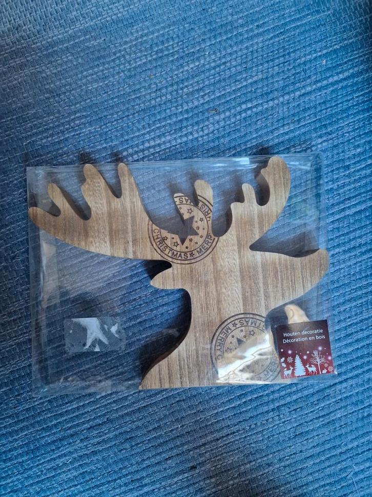 Mooi houten hert, in verpakking, Diversen, Kerst, Zo goed als nieuw, Ophalen of Verzenden