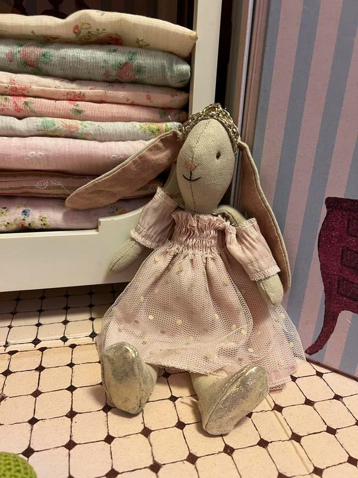 Maileg Konijn Prinses op de Erwt - Compleet!, Kinderen en Baby's, Speelgoed | Poppenhuizen, Gebruikt, Ophalen of Verzenden