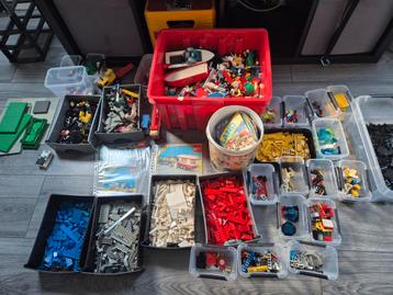 Lego vintage 15kg appart en gesorteerd beschikbaar voor biedingen