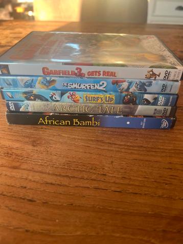 5 Kinder DVD's: Garfield, Smurfen, Surf's Up, etc. beschikbaar voor biedingen