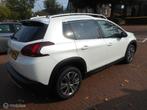 Peugeot 2008 1.2 PureTech 110 Allure EAT8 AUTOMAAT+PARELMOER, Euro 6, 1199 cc, 1165 kg, Wit