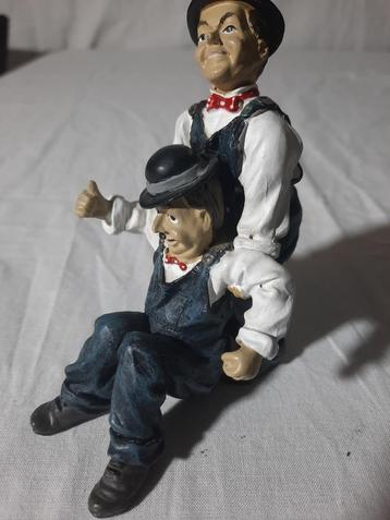 laurel en hardy beeldje  beschikbaar voor biedingen
