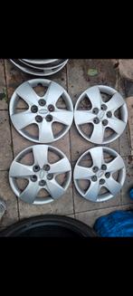 Kia.15 inch wieldoppen, Auto diversen, Wieldoppen, Ophalen of Verzenden, Gebruikt