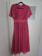 Roze Jurk met Bloemenprint - Maat l, Kleding | Dames, Jurken, Maat 42/44 (L), Ophalen of Verzenden, Roze, Onder de knie