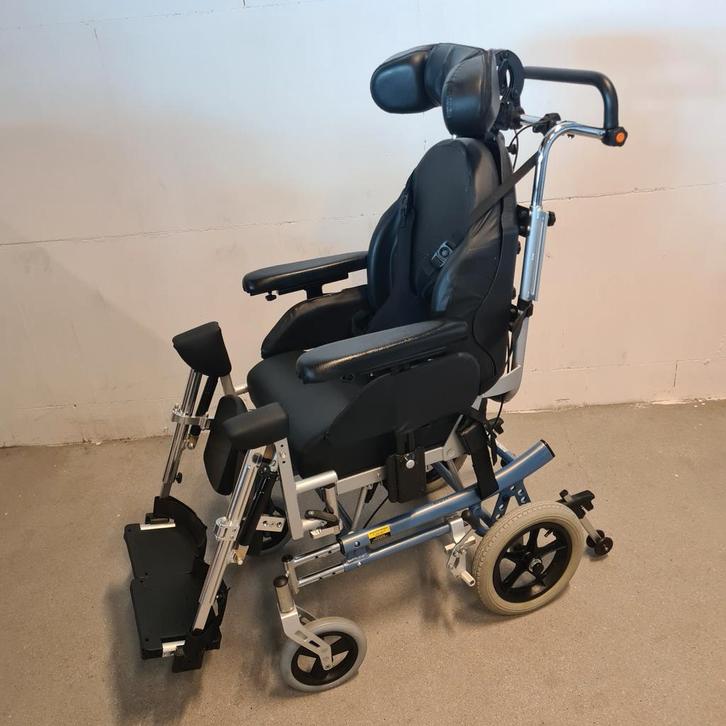 Excel G7 kantel rolstoel (in nieuwstaat), Diversen, Rolstoelen, Ophalen