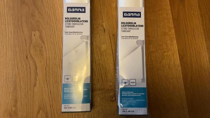 2  gebroken witte rolgordijnen lichtdoorlatend van Gamma., Huis en Inrichting, Stoffering | Gordijnen en Lamellen, Nieuw, 150 tot 200 cm