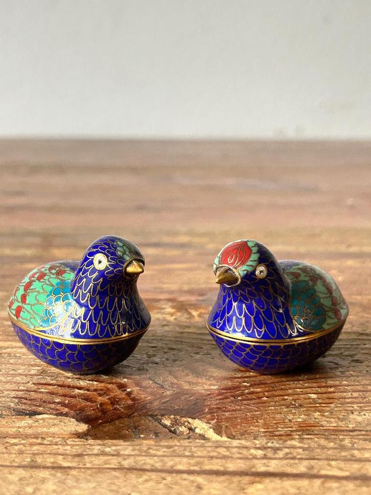 2 Pillendoosjes / dekselschaaltjes - cloisonné - eendjes, Antiek en Kunst, Antiek | Koper en Brons, Ophalen of Verzenden