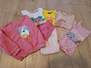 Meisjes kleding maatje 98/104 beschikbaar voor biedingen