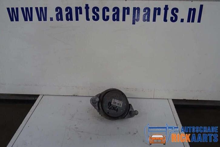 mercedes c klasse w204 motorsteun a2042400217, Auto-onderdelen, Motor en Toebehoren, Mercedes-Benz, Gebruikt, Ophalen of Verzenden