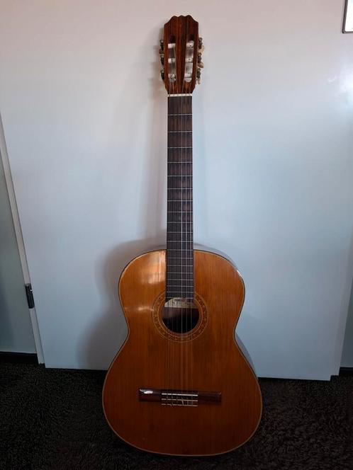 ARIA AC-8 Concertgitaar serie 1797., Muziek en Instrumenten, Snaarinstrumenten | Gitaren | Akoestisch, Gebruikt, Klassieke of Spaanse gitaar