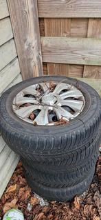 Winterbanden 16inch tbv Skoda Karoq 2023, Ophalen, Gebruikt